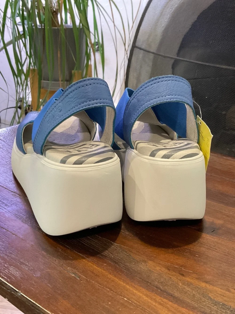 Fly London Daif Platform Wedge Sandal Leather Blue size EU37 / US 6.5